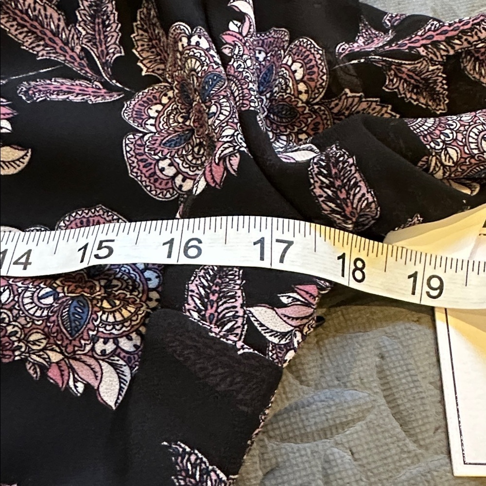 1.State Black and Pink Floral Mini Dress size 2 - Picture 7 of 7